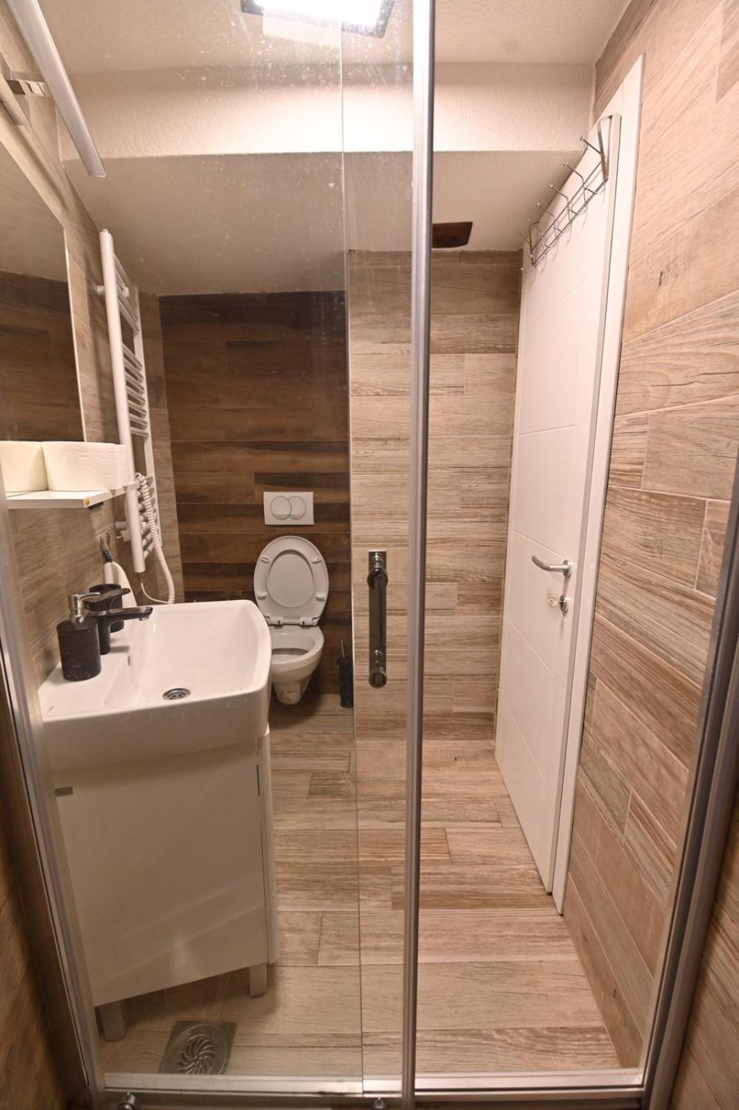 Old House Apartment